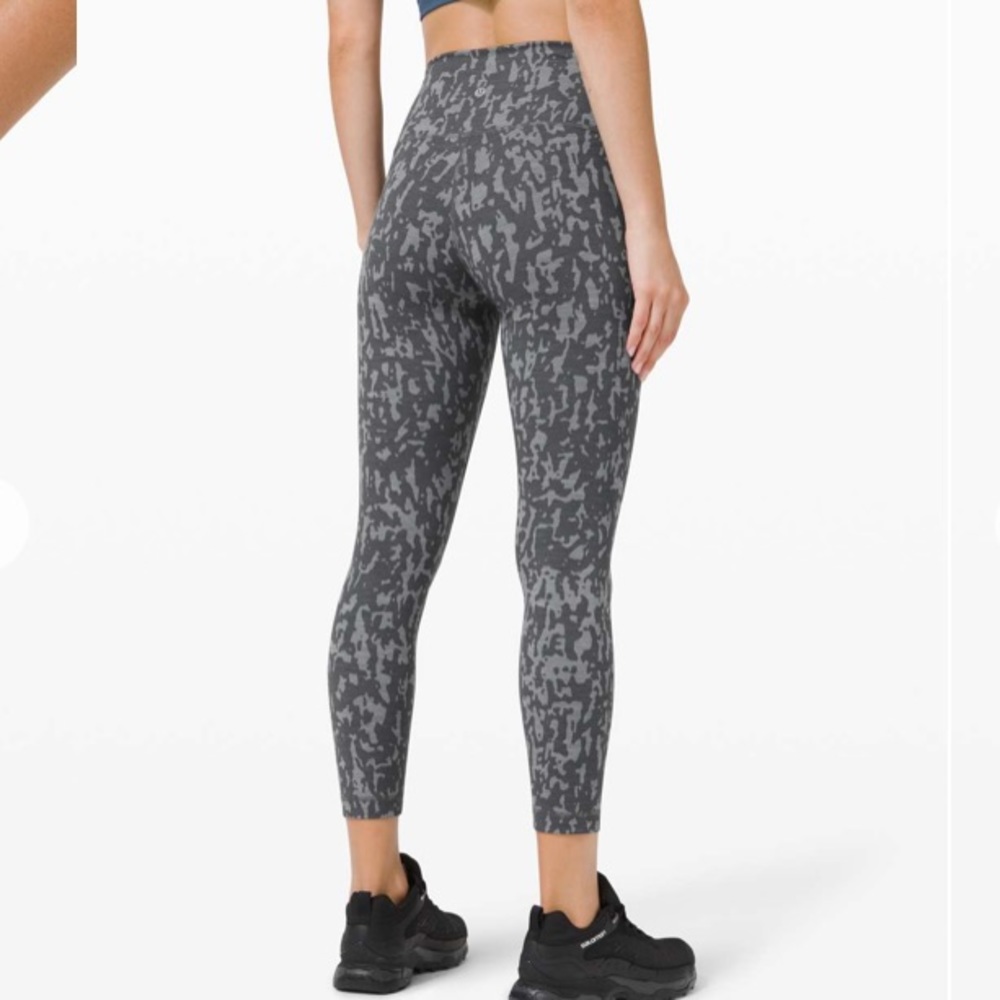 Lululemon Wunder Train High-Rise Tight 25" *Print (Sz 4)